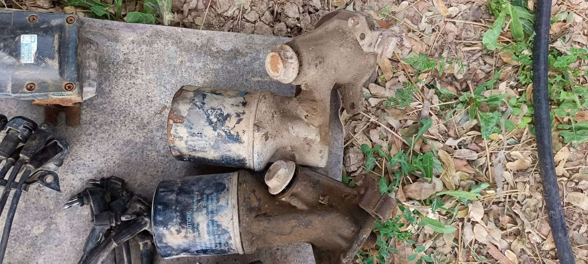 غراض للبيع بطة 2500 وهم يرهم 3000 
بيت فلتر دهن عدد2 السعر للقطعة 5 آلاف 
تخم واير بلكات أصلي ياباني عدد 4 سعر التخم 40 ألف 
كويل نارية كامل مضمون 3 قطع سعر القطعة 25 الف
ديلكو عدد 3 مضمون سعر القطعة 30 ألف
مروحة كلج تبريد قطعة وحدة 10 آلاف 
داينمو ياباني كاملة حجم 120 أمبير سعر 50 ألف 
ثلاجة 2500 ديلكو مع الايسيات 150 قفل.
ضفيرة 2500 نقص فيشتين أو 3 مع العقول سعر 200 ألف
وبعد عندي نواعم قيم وأخذ ***********
