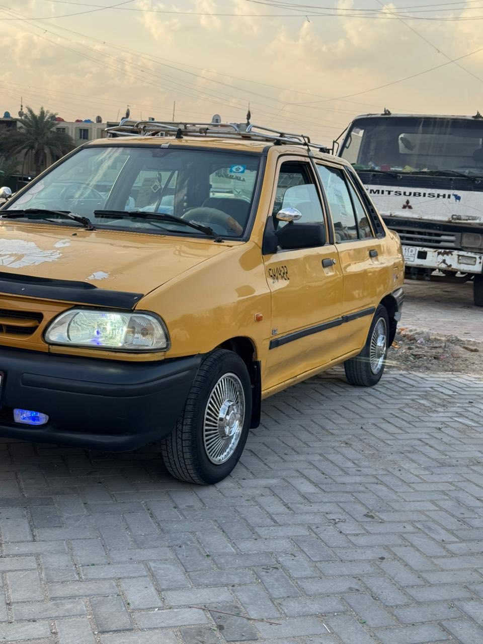 السلام عليكم 
سابيا 
موديل 2014
رقم بغداد انكليزي تحويل ثاني يوم 
مصفرة هيئة وغرامات
مكفـولات مكينة وكير وكه
شواصي معمرة
بيها أماكن صبغ 
شاد لها سكن عالي كلش حلو 
سيارة جاهزة بدون نقص 
السعر 28
للاستفسار ***********
مكاني بغداد
