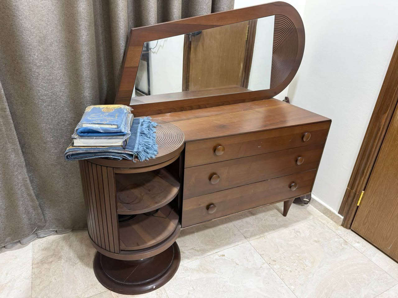 غرفه نوم تركيا باب اول خشب اصلي ثقيل
بغداد / البنوك شارع النداوي
السعر 900 وبيه مجال بغداد, العراق


**إذا كنت صاحب هذا الإعلان وتريد حذفه لأي سبب، رجاءا أرسل رسالة إلى الدعم الفني**