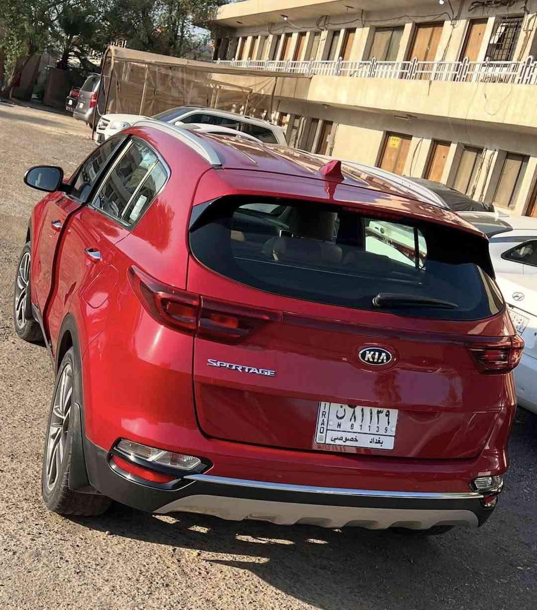 بيع
سلام عليكم

كيا سبورتج موديل 2021 خليجي بيهة بارد جاملغات امامية  

داخل عسلي 

مري شفط 

بصمة تشغيل

حساسات اماميه وخلفيه 

شاشه اندرويد مع كامره

ثلاث انظمه قياده 

تبريد قطعتين

تشغيل عن بعد 

ويل حجم 19 انج  

محرك 2000 دوش مكفول والكير كذلك 

ماشيه ٨١ الف كم 

صدر امامي وخلفي جديد على وضع الشركة

مكاني بغداد حي الجهاد 

للاتصال : ***********
