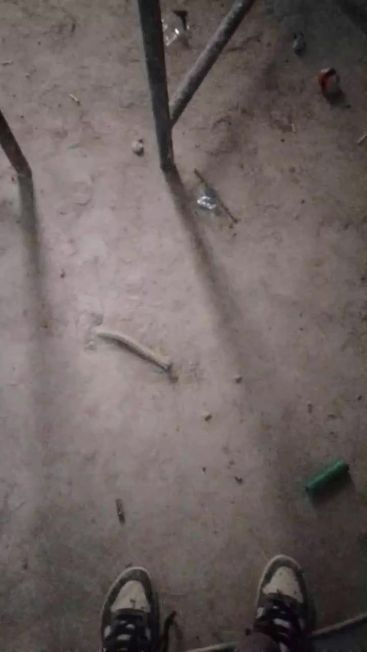 السلام عليكم هاذا شغلي درجه اولا شغلنه بيوت عماير صيانه صحيات تاسيس حديث العمل داخل  بغداد فقط ***********
