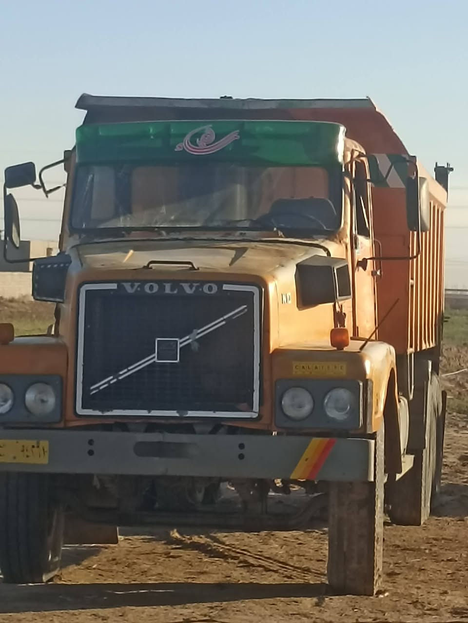 سلام عليكم للبيع فالفو جاهزه للعمل ومكفوله من كل النواحي تخم تاير جديد سياره جاهزه الاتصال على الرقم التالي

***********
*********** عنوان واسط الدبوني
