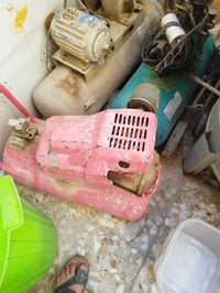 متاح 2ابو 50لتر واحد ابو 100سعر 200الستفسار 07802572636