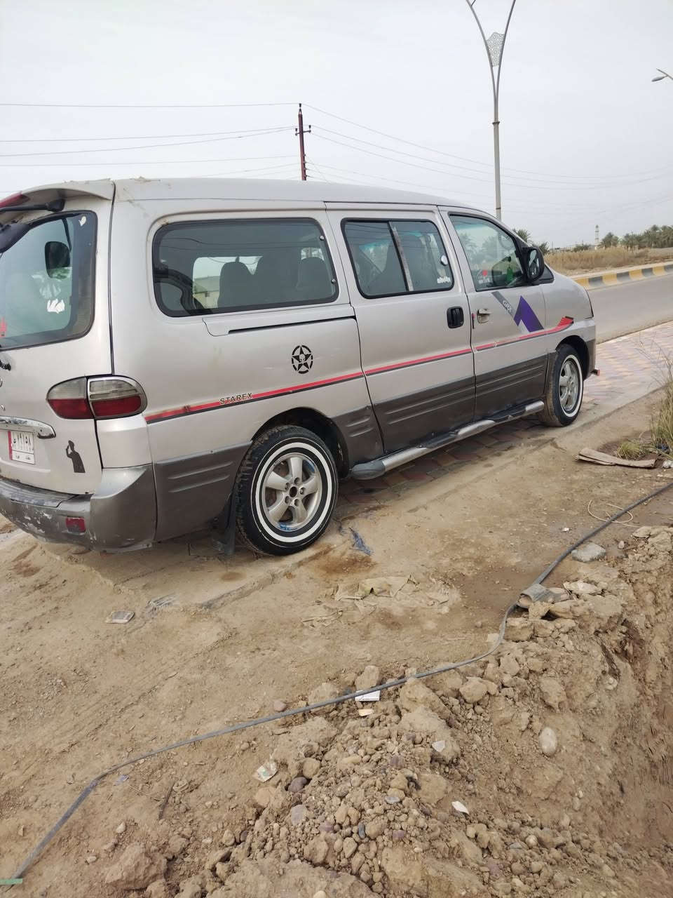 ***********  ستاركس 2007 سياره كلش حلوه  شواصي ما بيهن شي كلش حلوه ماكينه جديده اوتوماتيك سياره مفتوح
