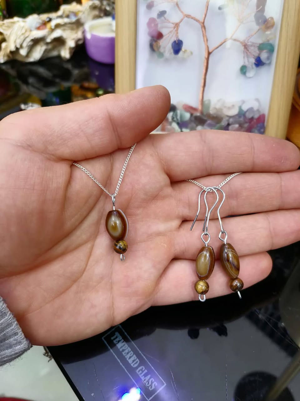 كلادة وتراجي وزنجيل فضة عيار ٩٢٥ من حجر السليماني عين صريحة للخير البركة والرزق والمحبة والقبول
سعر العرض ٣٥ الف دينار مع التوصيل


**إذا كنت صاحب هذا الإعلان وتريد حذفه لأي سبب، رجاءا أرسل رسالة إلى الدعم الفني**