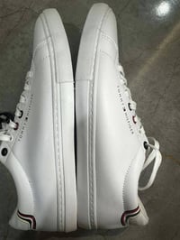 Tommy Hilfiger • وكالة أصلية • مقاس ٤٢