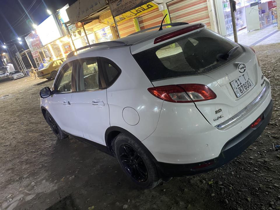 سياره GACموديل 2016رقم بغداد باسمي صبغ جاملغ الايمن مع بعض التكحيلات سياره بيهه نقص بس حجر الصالنصه موصي عليهه وراح يوصلني السعر 90وبيهه مجال 
مكاني بغداد بسمايه الرقم ***********
