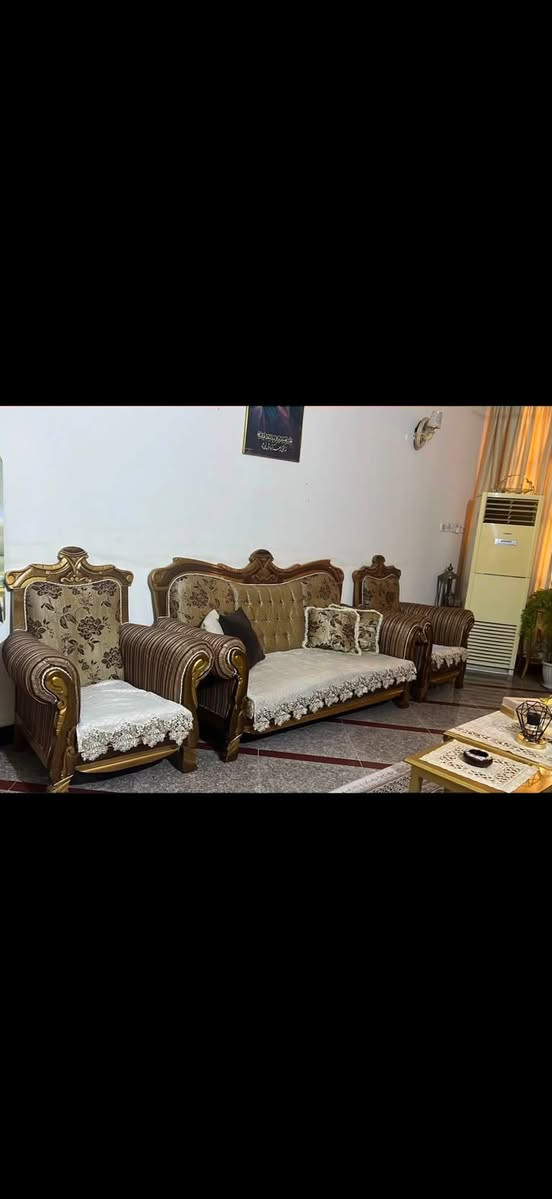 سلام عليكم طخم مع طبلات و ميز بلازمه ب ٥٠٠ قفل         غرفه نوم ب ٣٥٠ مكان بغداد بلديات


**إذا كنت صاحب هذا الإعلان وتريد حذفه لأي سبب، رجاءا أرسل رسالة إلى الدعم الفني**