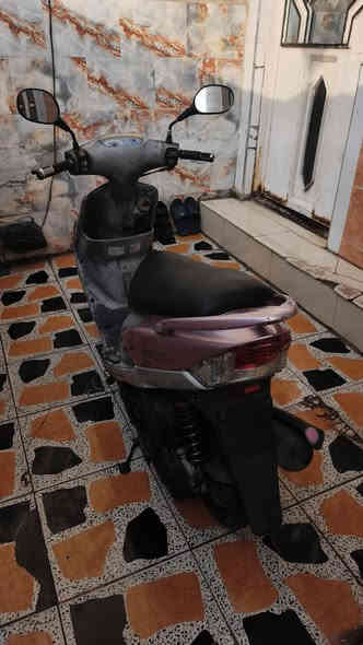 الدراجة للبيع
النوع : يوماها ماكس ( منغوليا) 
الون : وردي : مكينة مكفولة كفاله عامه وبالاسمي الاوراق موجودي طالعة من الوكيل صارلها ثلاثة أيام من بجم الى نهاية ما بيها اي نقص ربع دينار ما تصرف عليها 
🛑 السعر ( 1100 ) مليون ومية و بيها مجال بسيط حك جيتك
الرقم الاستفسار (***********) 
المكان حي الحسين القديم ( ميسان)
