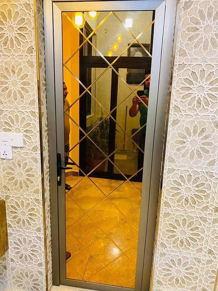 #معمل_ومعرض معمل البيت التركي 
    لتصنيع الابواب والنوافذ البلاستيك والالمنيوم والمحجرات والكاونترات التركي 

 نوافذ 🪟 عازل للحرارة والاتربة .
الالمنيوم عازل . جميع الالوان . زجاج دبل، عازل للحرارة ،عازل للصوت ، حقن بالغاز الخامل متوفر ، ممكن عمل بديكورات سي ان سي ، يجهز بمواد ضد الرطوبة بالقير الحراري الاصلي لتحمل اجواء المناطق الحارة- يركب بالمكائن بشكل كامل (وليس عمل يدوياً ) بقياسات دقيقه

هل تبحث عن أروع تصاميم ل منازلكم 
لا داعي للقلق . بضمان وجودة عالية نصنع لكم جميع الانواع 

لا نتعامل بلمواد الرديئه فقط تركي ثقيل .

للاستفسار مراسل الصفحة او الاتصال عله الرقم ***********

العنوان 📍
صلاح الدين

