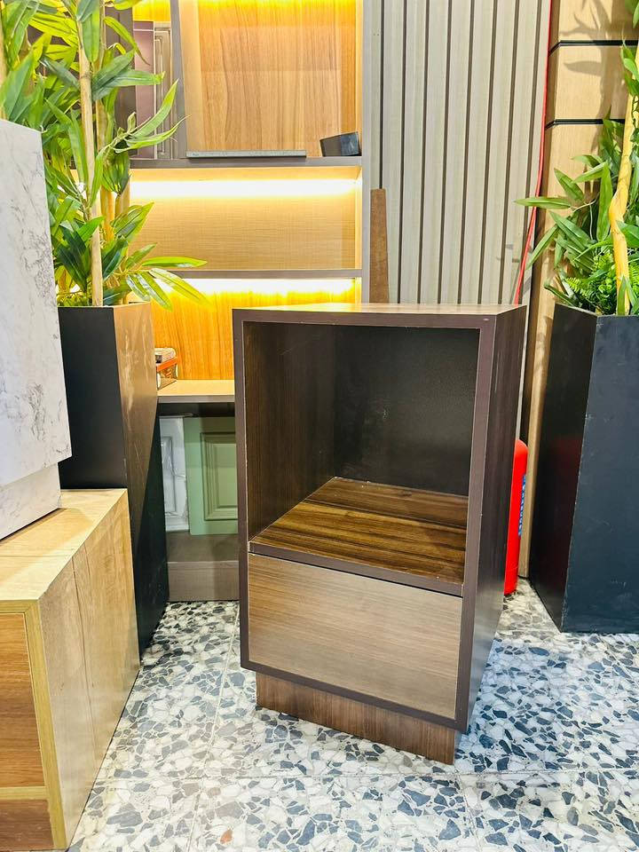 كومديات اتصير يم السرير السعر 40الف القطعه ***********
