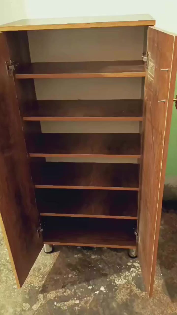 مساء الخير عيوني بنات هاي جزامه  والرف  البيع نجارت ايد الله شاهد تسكام  التريد تفضلي على الخاص السعر عيوني


**إذا كنت صاحب هذا الإعلان وتريد حذفه لأي سبب، رجاءا أرسل رسالة إلى الدعم الفني**