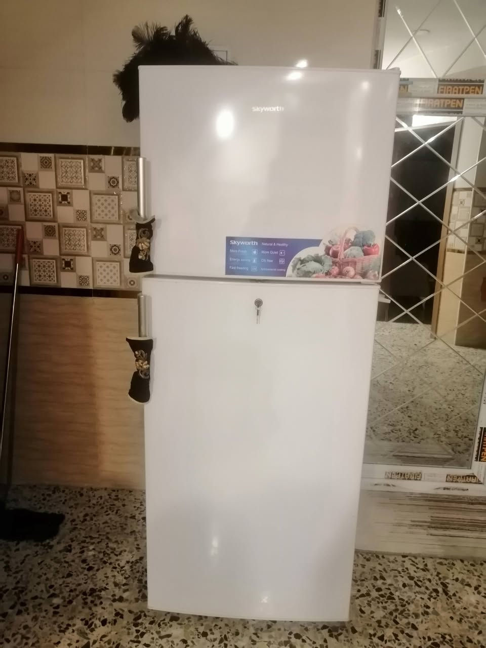 ثلاجة للبيع عاموديا حجم ٢٥ كبير كشرها نظيف تجميدها فول سعر ٣٠٠


**إذا كنت صاحب هذا الإعلان وتريد حذفه لأي سبب، رجاءا أرسل رسالة إلى الدعم الفني**