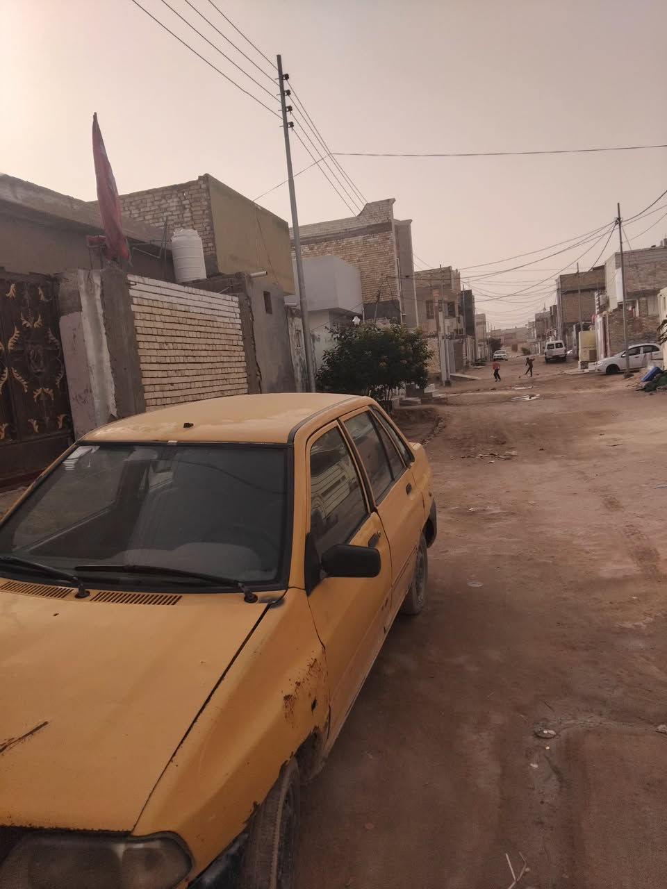 سلام عليكم سيارة سايبه  موديل ٢٠١٣ رقمها كربلاء راعيها بلنجف مكان سيارة نجف  شواصي جدد مكينه وكير جدد حداديه جديده  السعر ١٦ ورقه  
الاتصال على الرقم ***********
