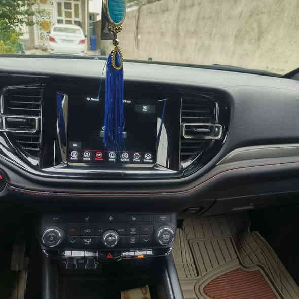 السلام عليكم دورونكو وارد أمريكي 🇺🇸 ضررر فقط بنيد موديل 2023سيااره حلوه وجديده رقم بغداد بسمي تحويل ثاني يوم ***********
