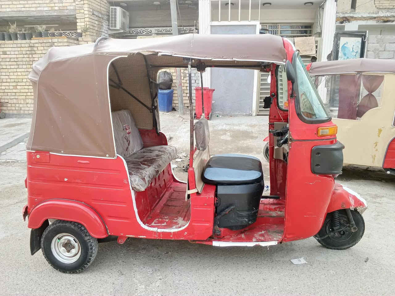 سلام عليكم تكتك البيع موديل ١٧شهر ١٠ تكتك مكينه ٢٠ كفاله شوفت عينكم برغي ماكو نقص مال  شغل نضوح تبخير ماكو خير من الله قفل ٤٦٠٠مكاني بياع شارع قطره ندى 🤍*********** 🤍
