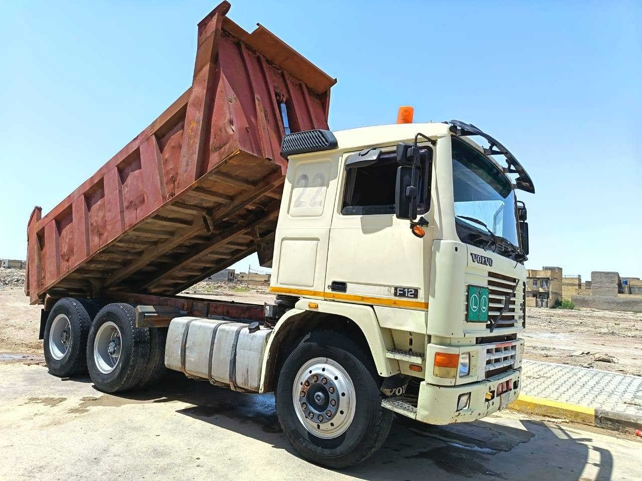 سلام عليكم سياره فالفو للبيع محرك 22مكفوله مجموعه النكي كير 4×4سياره تخم تاير رقم نجف شاصي بي ذيل 80 سم سياره راس قلاب 3 لوحات ستفسار ***********
