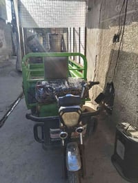 ستوته شحن 5 بطاريات بطاريات نص عمر شاحنه سريعة جديده ماخذها تايرات جوب...