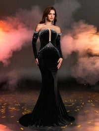 وووصل الجماال وترند الموسم ♥️  فستان   طول كامل يجنن 🔥🤍  الخامة ليكرا ...