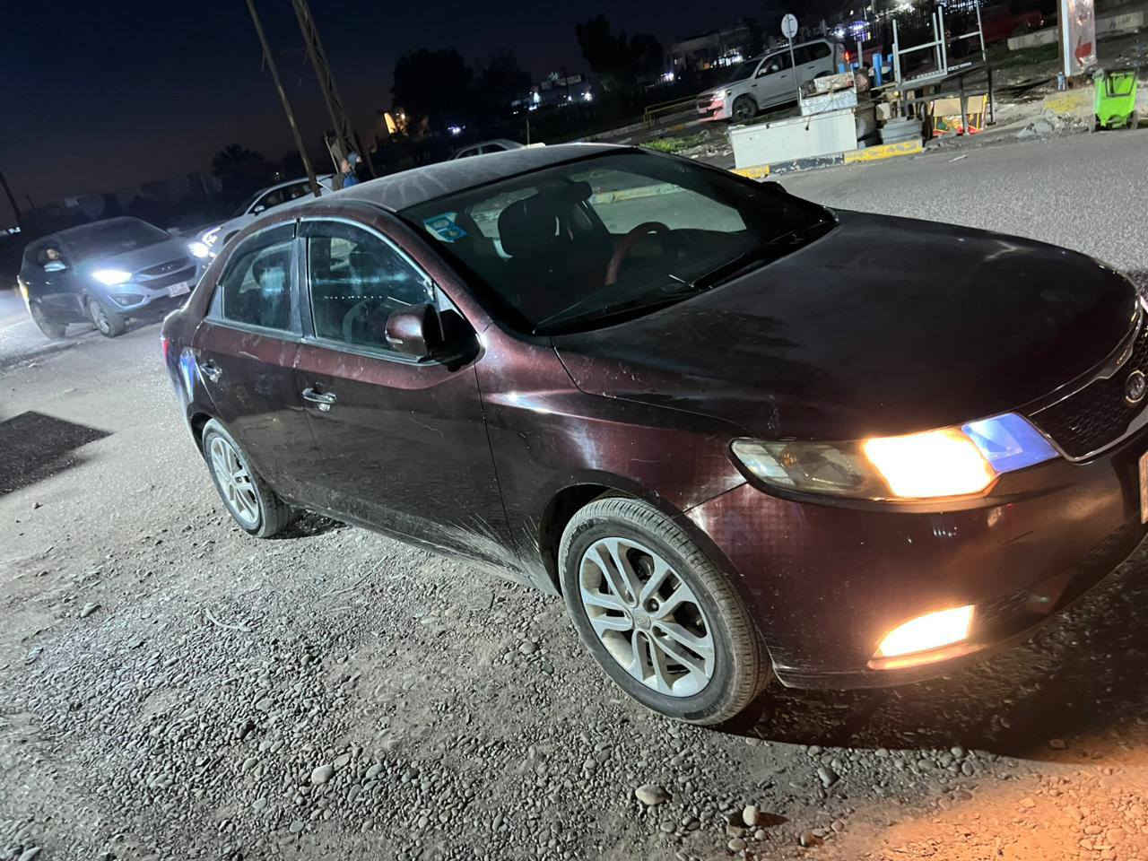 كيه سيراتو موديل 2012 كير محرك نضيف بسمي سنويه شاشه كامره تبريد شغال بيه صبغ بنيد  بدون ضربه طخه جالمغ مكان بغداد سعر 88 واتصال ***********
