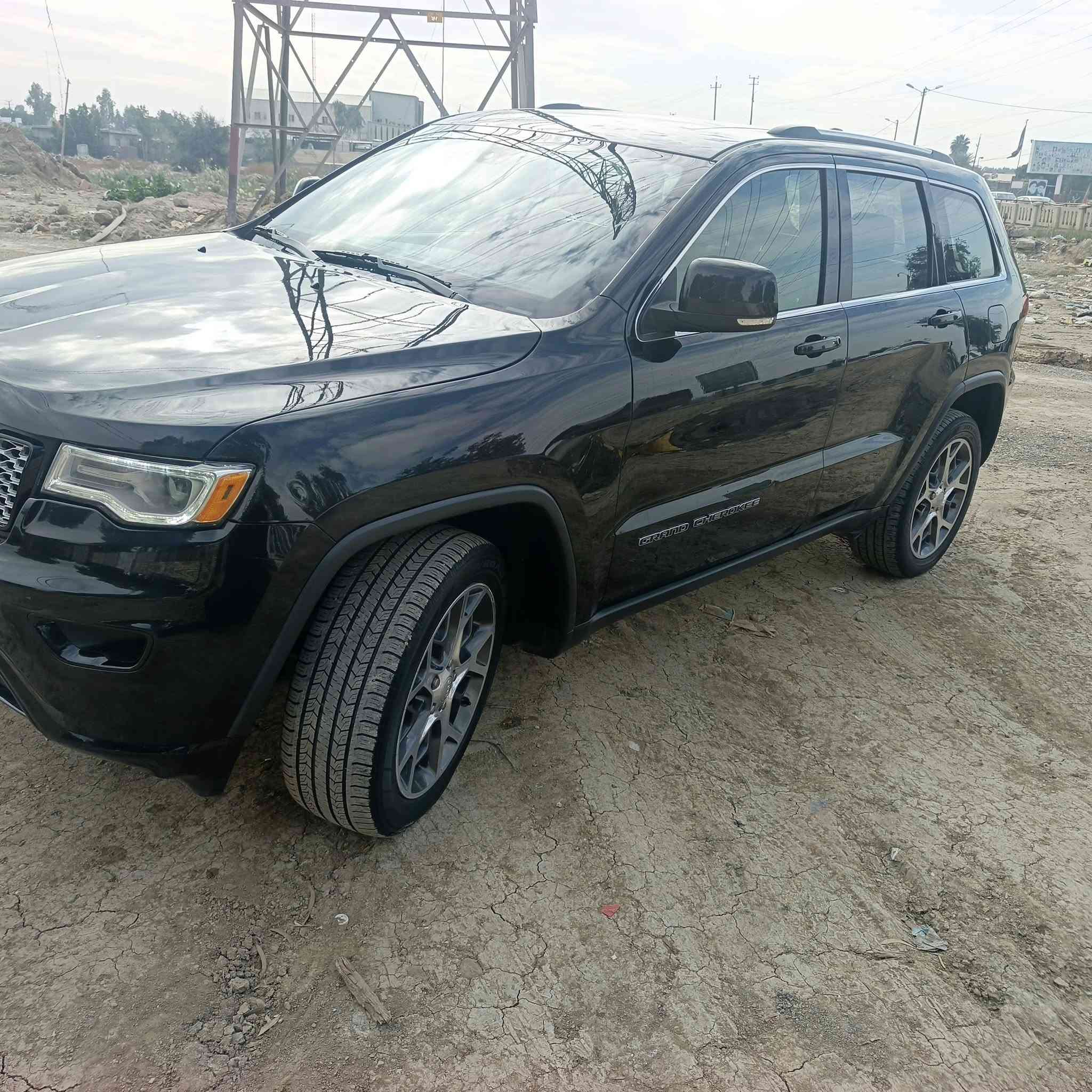 جدييده السياره ✅

المــواصــفـات

1-جيب موديل2019 لمتدد اعلى مواصفات بل جيب 

2-رقم بغداد هزة وتحويل ثاني يوم 

3-انضمة قيادة .sport. eco. smart 

4-دمام مال شركة +16سماعة

5-كشنات تدفئة تبريد 

6-ستيرن تدفئة 

7-صندوق كهربائي 

8-تشغيل عن بعد

9تبريد قطعتين

10-رادارات جانبي أمامي  🛜

11-شفتات قيادة

12-تحكم ستيرن كهربائي 

13-حساسات أمامي خلفي 

14-قيادة ذكية

15-لايت زنون +LED

16-قمارة بنوراما

17-شاشة أمامية

18-توقف ذات

‏  19-Auto hold

‏20-v6/ 3600

ويل حجم 20 وتخم تاير 

سياره جاهزة للاخير بدون اي نقص

حادثه بس بنيد وشوية الخشم 

صور الحادث مرفوقة بلمنشور 

للاستفسار ***********هذا الرقم بس واتساب 

***********وهذا اتصال 

السعر 235 وبيه مجال 

مكانه بغداد
