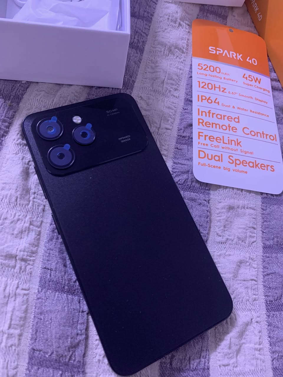 موبايل جديد تكنو  كوبي ماستر Spark 40
ذاكرة 256GB ورام 4GB
شاشة 120Hz سلسة
بطارية 5200 وشحن سريع 45W
سماعات ستيريو وصوت قوي
مقاوم غبار ورذاذ IP64
الجهاز نظيف مع الكارتون والشاحن الأصلي سعره 75


**إذا كنت صاحب هذا الإعلان وتريد حذفه لأي سبب، رجاءا أرسل رسالة إلى الدعم الفني**