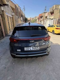 سبورتج موديل 22  امريكي كلين بدون حادث  سياره نضيفه كلش  مواصفات  شاشه...