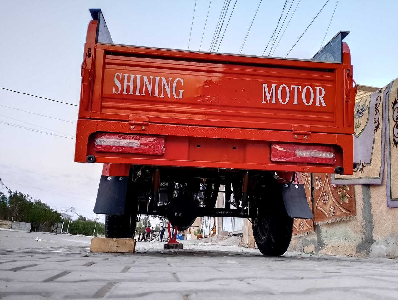 يا الله السلام عليكم شباب شلونكم  ستوته للبيع مكان بغداد الحسينيه الراشديه السعر مليونين 900 وبيها مجال حق الجيه ستوته هذا الفيديو جوه وشوفوا وما يكون خاطركم الا طيب تحياتي لكم حبايب رقمي ***********
