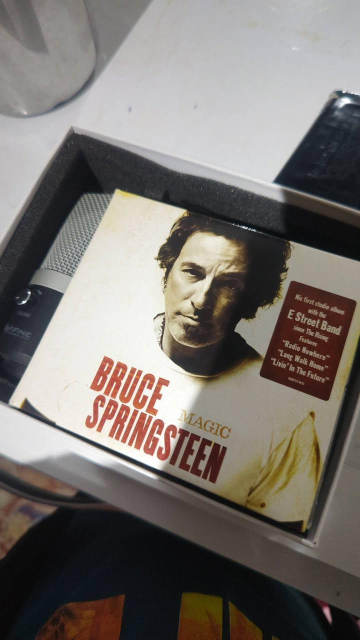 بكج مايك مكتبي كامل مع الستاند و الكيبل اصلي وارد اوربي السعر 60


**إذا كنت صاحب هذا الإعلان وتريد حذفه لأي سبب، رجاءا أرسل رسالة إلى الدعم الفني**