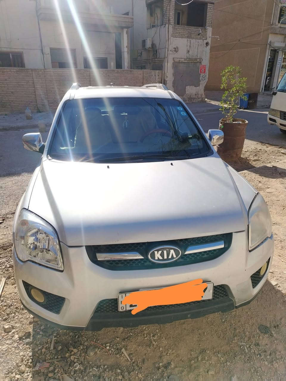 كيا سبورتج المقدس موديل 2009
المواصفات .......

تخم تاير جديد ياباني 

فتحه بالقماره سلايت شغاله 

تبريد شغال 

حداديه اماميه وخلفيه جديده

مثبت سرعه 

سياره مكفوله من الصبغ والكص 

كهربائيات شغاله 100٪

محرك 2000دوش 

رقم سياره نجف انكليزي 

للإستفسار ***********
مكان السياره ديوانيه ..مهناويه
