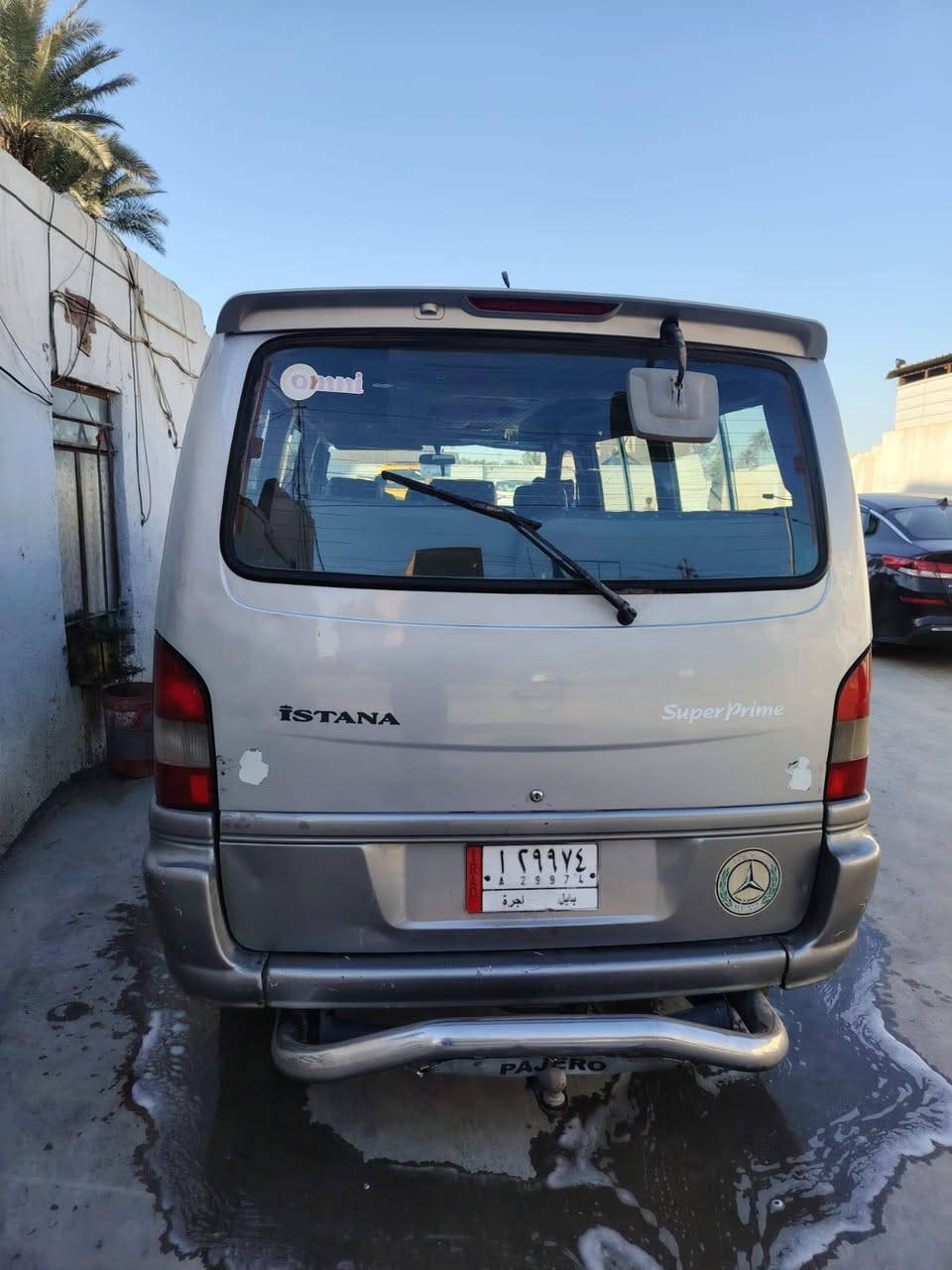 اسلام عليكم 
ستانه موديل  ..  2000  ..
مصفره هيئه وغرامات
مكفوله من الضربه والصبغ 
مكينه جديده 
كير جديد 
حداديه جديده 
برانكيتات نضاف 
السعر 78 وبيها مجال 
مگلف بلنشر 
***********
