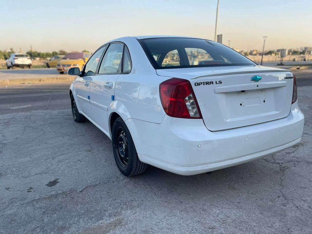 ماشيه تقريبا 100 ألف سونار موجود بالمنشور
اوبترا ٢٠١١
مكينه كير كفاله شرط السونار 

شاشه كامره غرفه جديده 
أرقام جدد إنكليزي 
سياره جاهزه 

تايرات وياله قبل فتره مبدلات 

مكاني الكاظميه 
سعر ٩٤ وبيه مجال
أثير ***********
