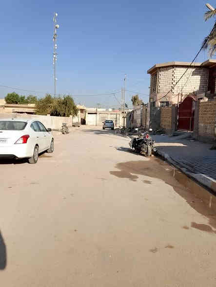 سلام عليكم اني افلش وبيع قطعه ليس بيت  الواجهه7ونزال18 اونص العلوان الخيرات بصف المحكمه مقابيل البيت ماكو جوارين دائره ناحيه الخيرات جيران بصفك ماكو عل يمنه بس عل يسار كهرباء وطني وطوارء وماء وتبليط ورصيف كلشي موجود السعر85 وبي مجال قليل التسفسار عل رقم او واتساب ‏‪0783 859 2702‬‏
