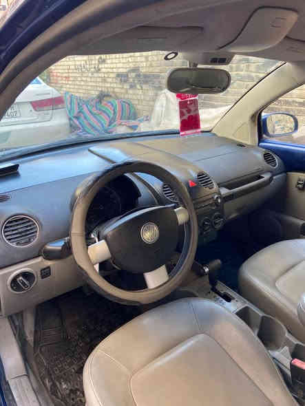 السلام عليكم سياره بيتل 2007 مصبوغه جماليه كامله حلوه سياره للبيع 60 ورقه 
مراوس عادي بتيكو كون نظيفه ***********
