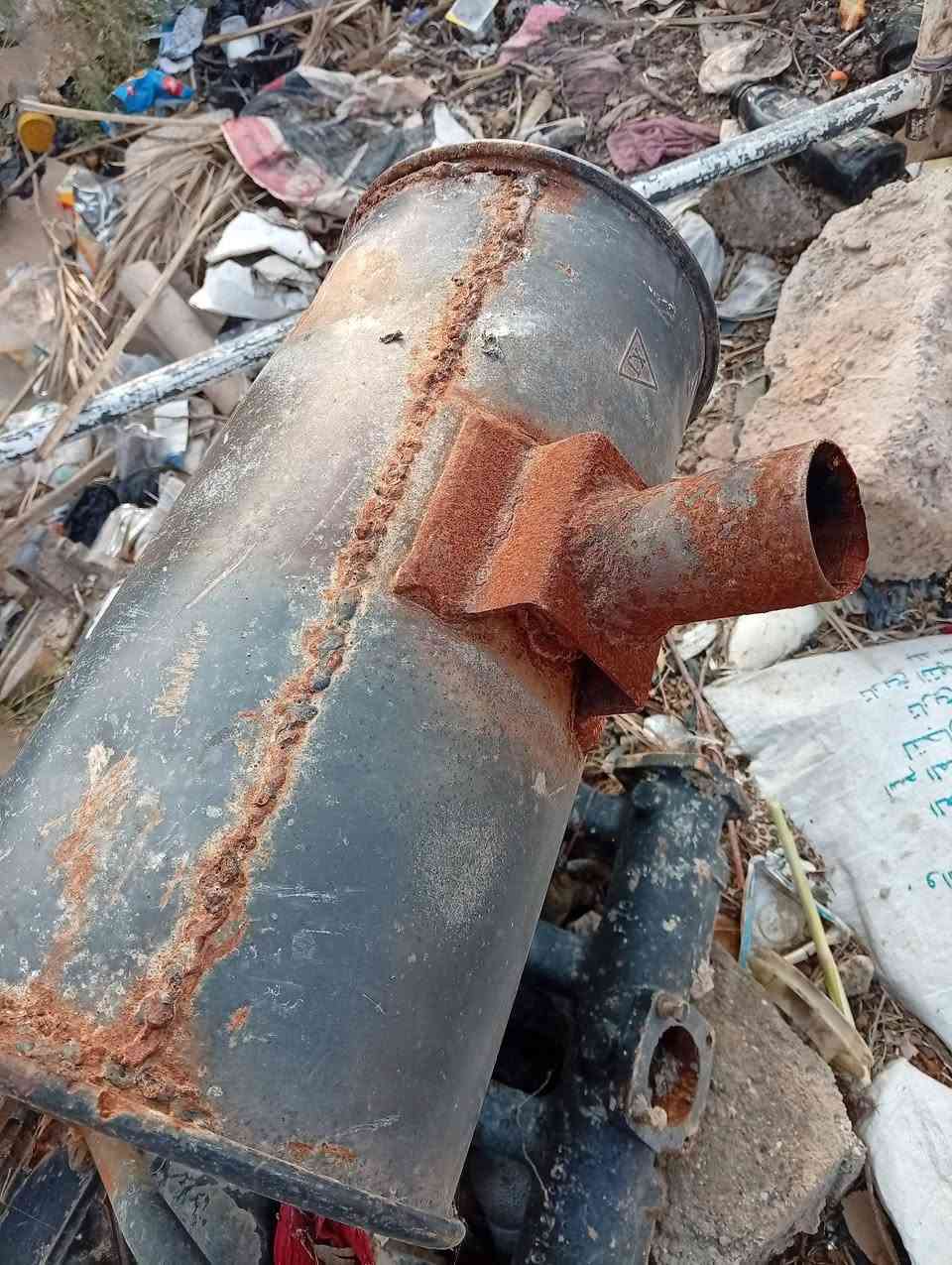 محرك شفل 4بستم صيني كامل تفرعات بس خيط بخار يفيد تاخذ منه كرنك كاور بم  دكشن مناسب تحب لمكان واسط لموفقيه ***********
