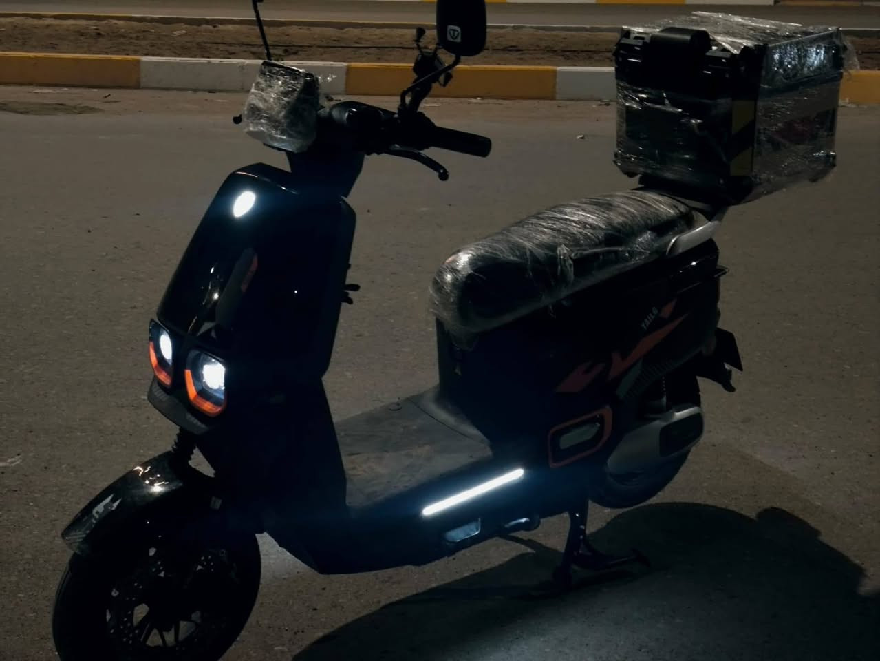 السلام عليكم للبيع درجة شحن من نوع ريان ام العيون لمعرفة السعر و بالتفاصيل و للاستفسار الاتصال على الرقم التالية  ***********
