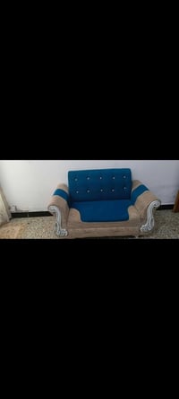 تخم للبيع 10 مقاعد نضيف وحلو سعر 175 بي مجال مكاني بغداد الشعب السريدا...