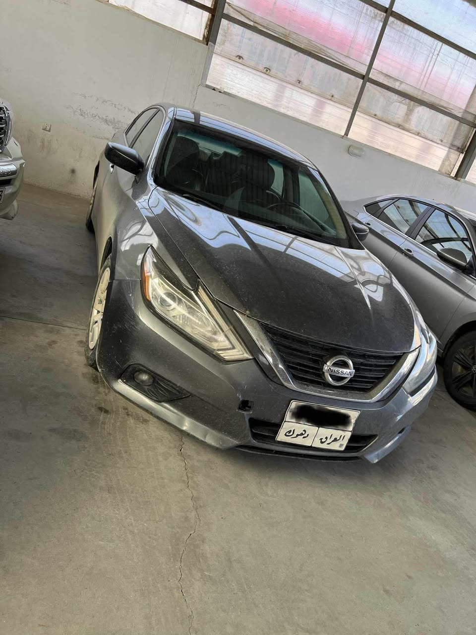 سلام علیکم نیسان ئاڵتیما
2018
12گەڵا غڕامەی لەسەرە 
سێ پارچەی بۆیاخە سەیارەکە جوان و جایزە 
*********** سوران, أربيل
