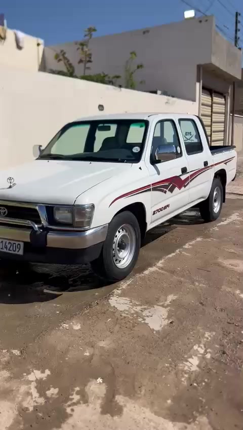 بيكم تيوته 2001 تبريد مكينه كير مكفول بيه قطعتين صبغ بدون دواخل ***********
