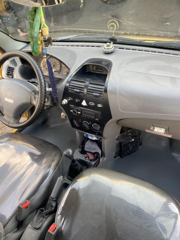 طيبه موديل ١٥ سياره جاهزه من كلشي باسمي غرامت مصفره بيه طخه بجاملخ الوره شبر عنواني كربلاء سعره ٤٠ وبيه مجال رقم تلفون***********
