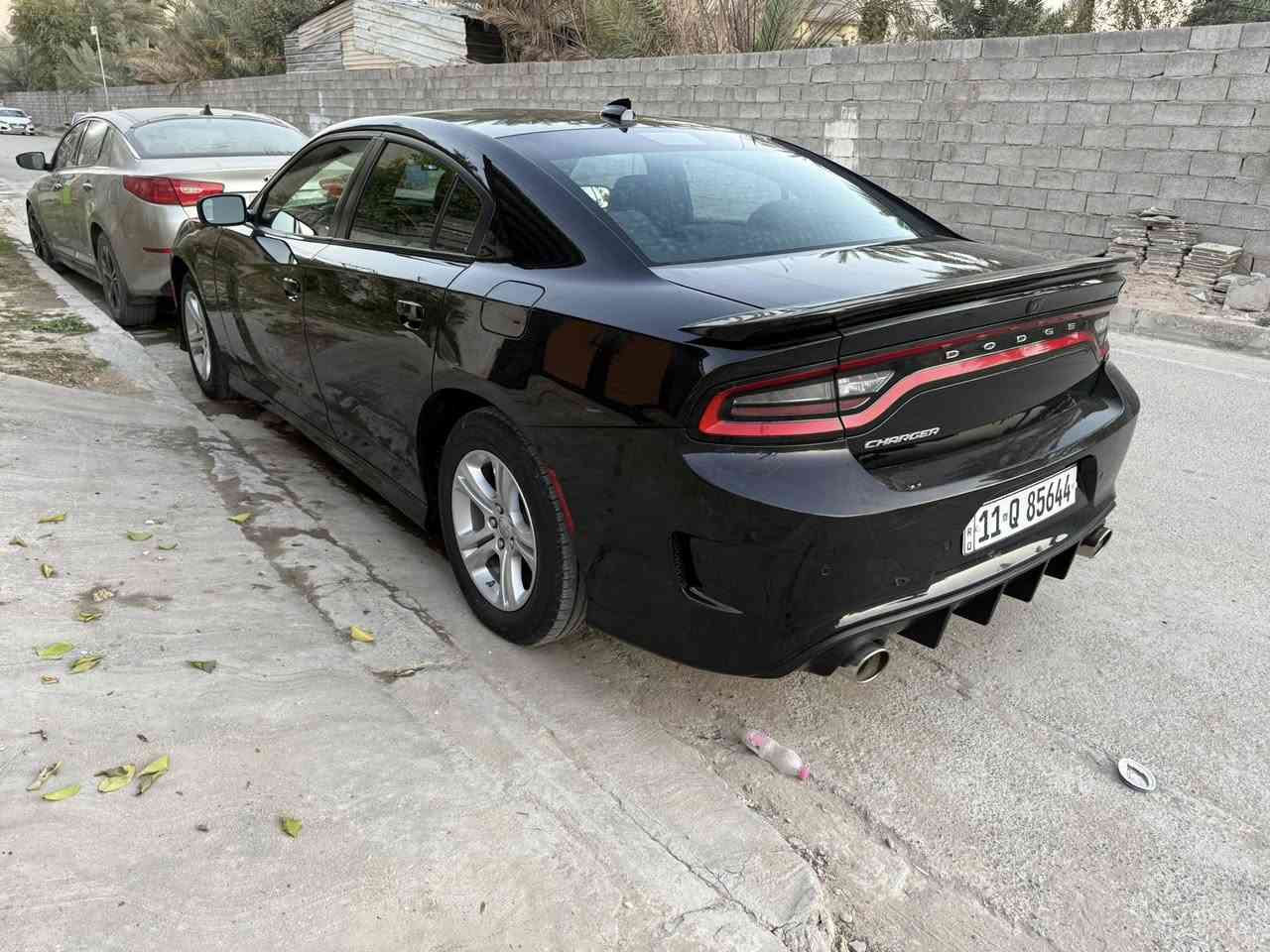 السلام عليكم 🫡 للبيع جارجر.23 جديد جدا جدا بسمي رقم بغداد سكن بغداد  بعدهي على وضع الشركة. حدثها بدون دواخل بدون ايرباك.  بصمات 2 ويها  ماشيه 40 تقريبن. اذا اكو مراوس اوباما سعرها 245 اخوان السيارها بس لجناني ويدور نضيف  يعني ستعمال شخصي. رقم هاتف ***********
