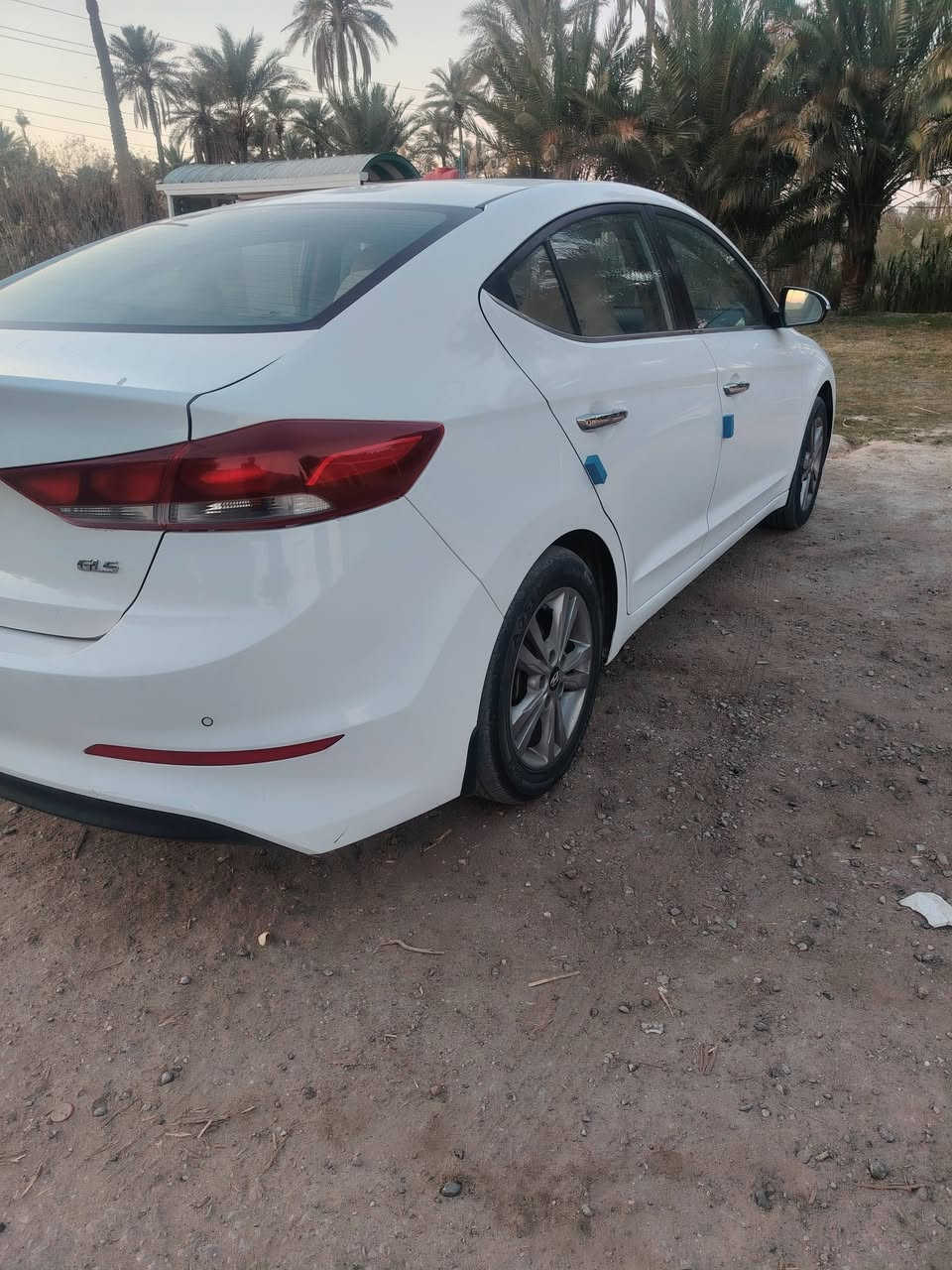 السلام عليكم النتره ١٧ خليجي مكفوله كفاله عامه من كلشي فول مواصفات رقم نجف بسمي محرك ٢٠٠٠ دوش جاهزه من كلشي مكانه غماس *********** مكلف بالنشر
