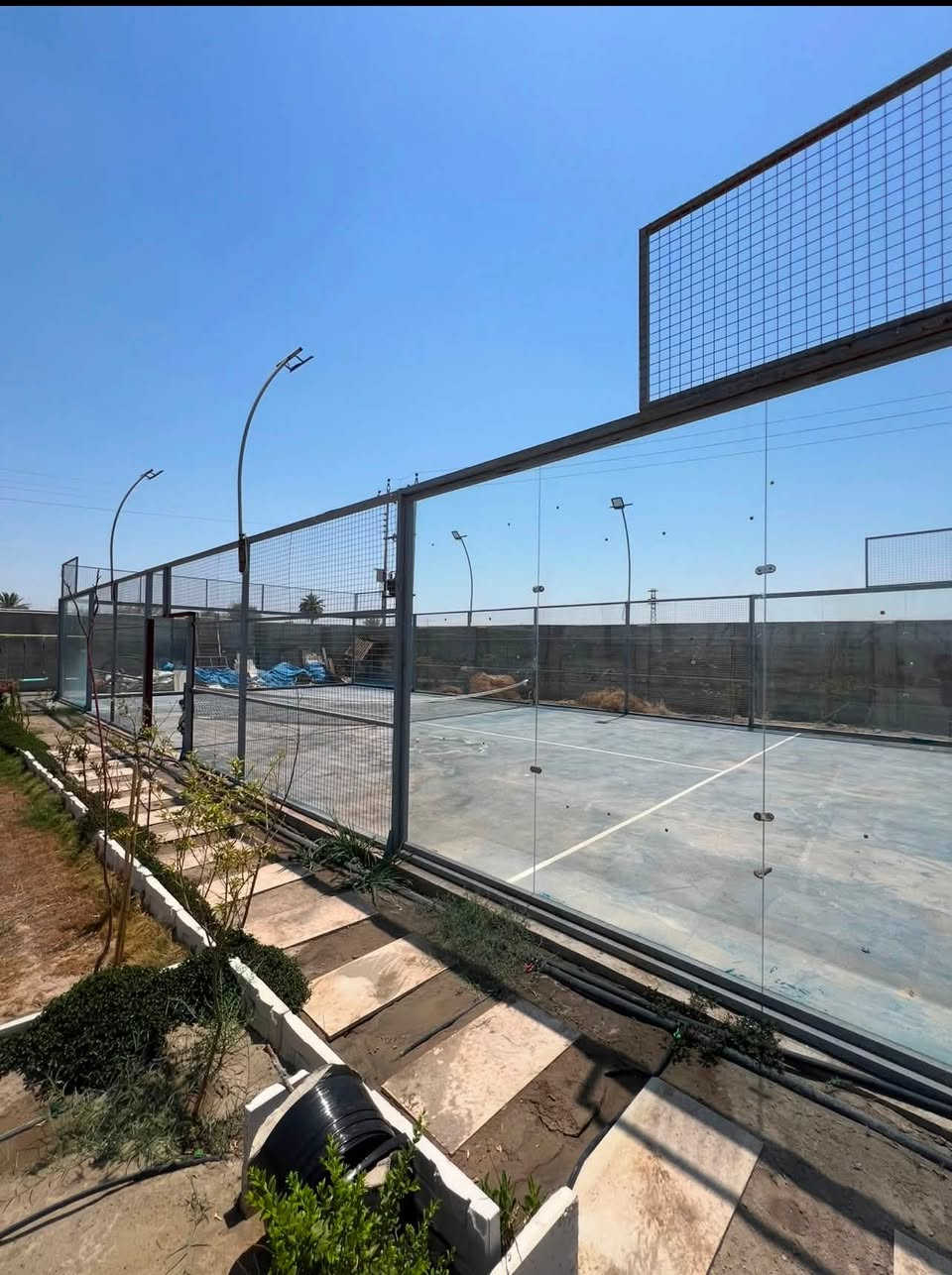مزرعة للبيع بغداد الرضوانية الشرقية بئر الحمام مساحه 2 دونم ركن مربعه تحتوي على بستان ومحميه حيوانات وملعب بادل وكره طائرة وكراج سيارات مزروعه اشجار حمضيات ونخيل تحتوي على دار استراحه حديث يحتوي على 3 غرف نوم و5 صحيات ومطبخ واستقبال وصاله معا مسبح بنظام اوڤر فلو ومسبح اطفال وجلسه مائيه المزرعة مجهزه بمنظومه طاقه شمسيه المزرعه مسيجه سياج بلوك برتفاع 3متر ملبوخ وكامل مزرعه كلش حلوه شغل درجه أولى مؤثثة فاخر تحتوي على ميز بليارد وبلازمه وسبالت كامله من كل نواحي تصلح ايجار او مزرعة خاصه طابو زراعي سند 25 منطقة مخدومة ماء اساله وكهرباء تبعد عن الشارع العام 100متر استفسار اتصال او واتساب ***********

