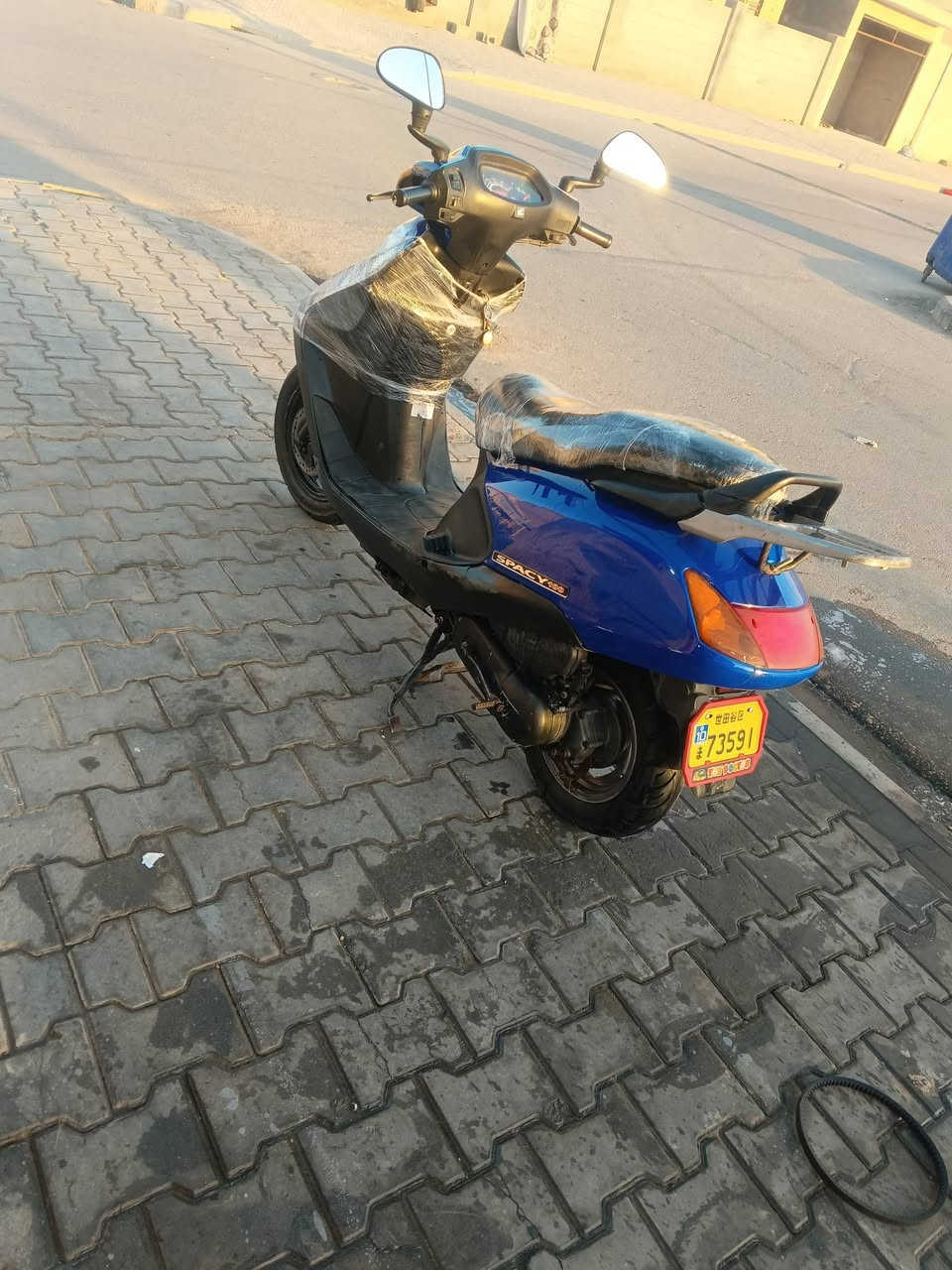 سلام عليكم دراجه سبيسي للبيع ياباني كهربائيات كلها شغاله مكينه خرسه شلعه معدل خير من الله مكينه رايمر سعر 650 وبيها مجال  باقي تفاصل عل رقم خاص متواجد *********** أو مراوس بربعه كير
