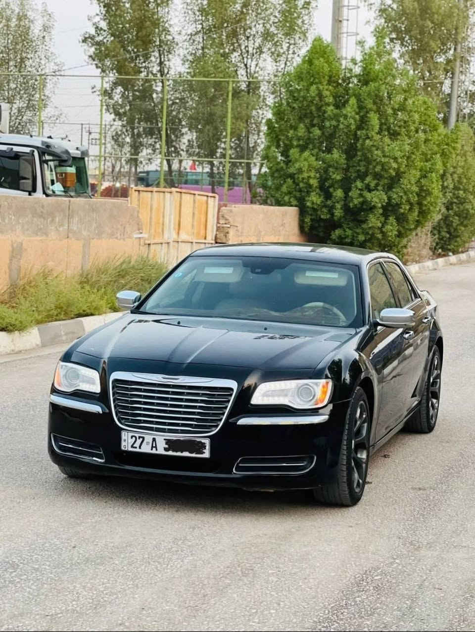 أوباما 12 سياره مكينه 3600   مكينه كير  شرط الفحص شاشة كبيرةكشنات تدفئة تحكم كشنات كهربائي  كاميرا تشغيل عن بعد كلاص ثلاجه   حداديه اكسن تبريد ثلج تخم تاير سياره بيها فقط جاملغين اماميات وجاملغين خلفيات صبغ وبيها بيبان مفتحه ومطبعه كشرها كلش نظيف لا شخوط ولا بارد ولا دحجات  مكان سياره طوريج سعر ١٣٧وبيها مجال بسيط فقط بيع بدون مراوس. ***********
