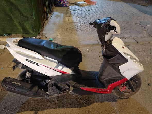 السلام عليكم
دراجة gtr نظيفة جدا بحالة الرمبة مكفولة مكينة وكهربائيات وكلاجات اي نقص مابيها ودينار ماتصرف عليها السعر 1100

مليون ومية وبيها مجال

***********
