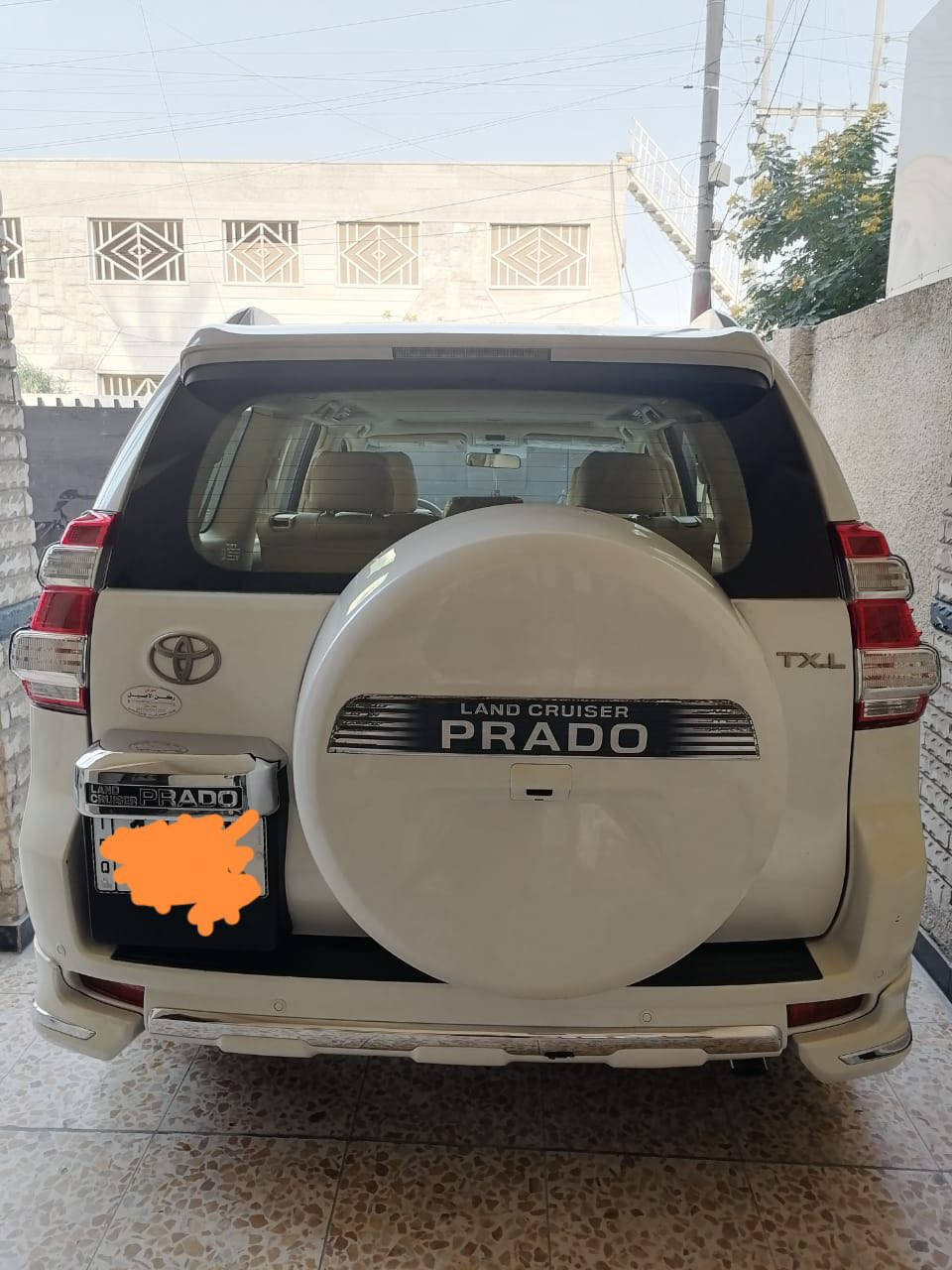سيارة برادو موديل 2014 تبريد 3 قطع كشنات كهربائي السايق والبصفه نظام ترحيب مري شفط مكينه ٦ سلندر صدر امامي جديد تخم تاير باتري جديد السعر300 بيه مجال للطيبين للاستفسار على الرقم ***********
