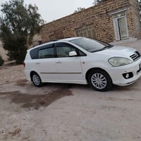 تويوتا ابصم • ٢٠٠١ • رقم دولي