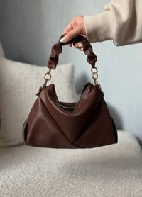 حقيبة نسائية • اكسسوارات شخصية