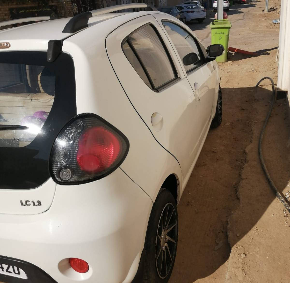 السلام عليكم 
سياره جيلي باندا موديل 2013 
لون ابيض 
طخم تاير جديد
 حداديه كله جديد 
كهربائيات كامله امكمله من كلشي 
رقم كربلاء الجديد الدولي 
مشروع وطني بسمي تحويل ثاني يوم 

رقم صاحب السيارة 
***********

السعر :: اطلبه بالتعليقات يصلك خاص 📩

#ادارة_الصفحه ⚡

ملاحظه / 🔴
مدير الصفحه غير مسؤول عن بيع وشراء واصوليات السياره نحن صفحه لعرض السيارات فقط.
